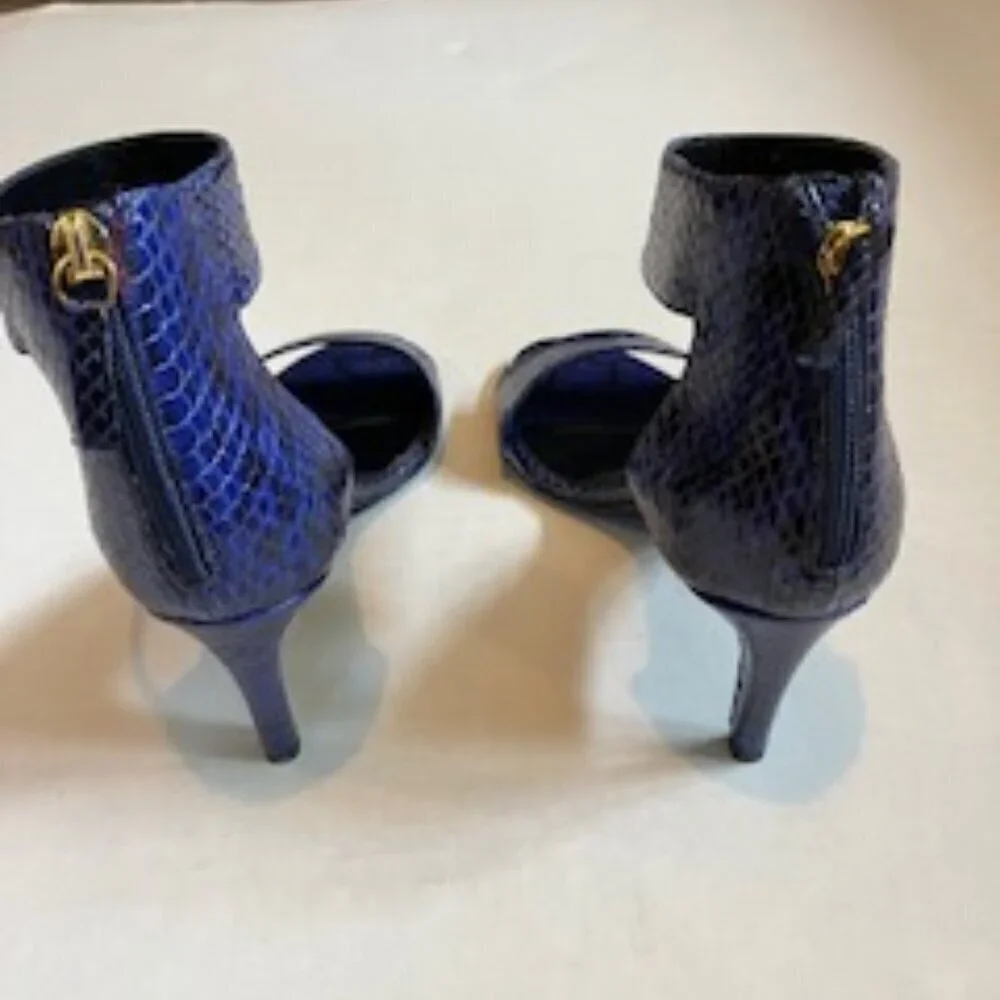 Diane Von Furstenberg snakeskin heels with ankle strap & zippered backs Size 5.5